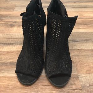 Black Cut Out Heels(sold)